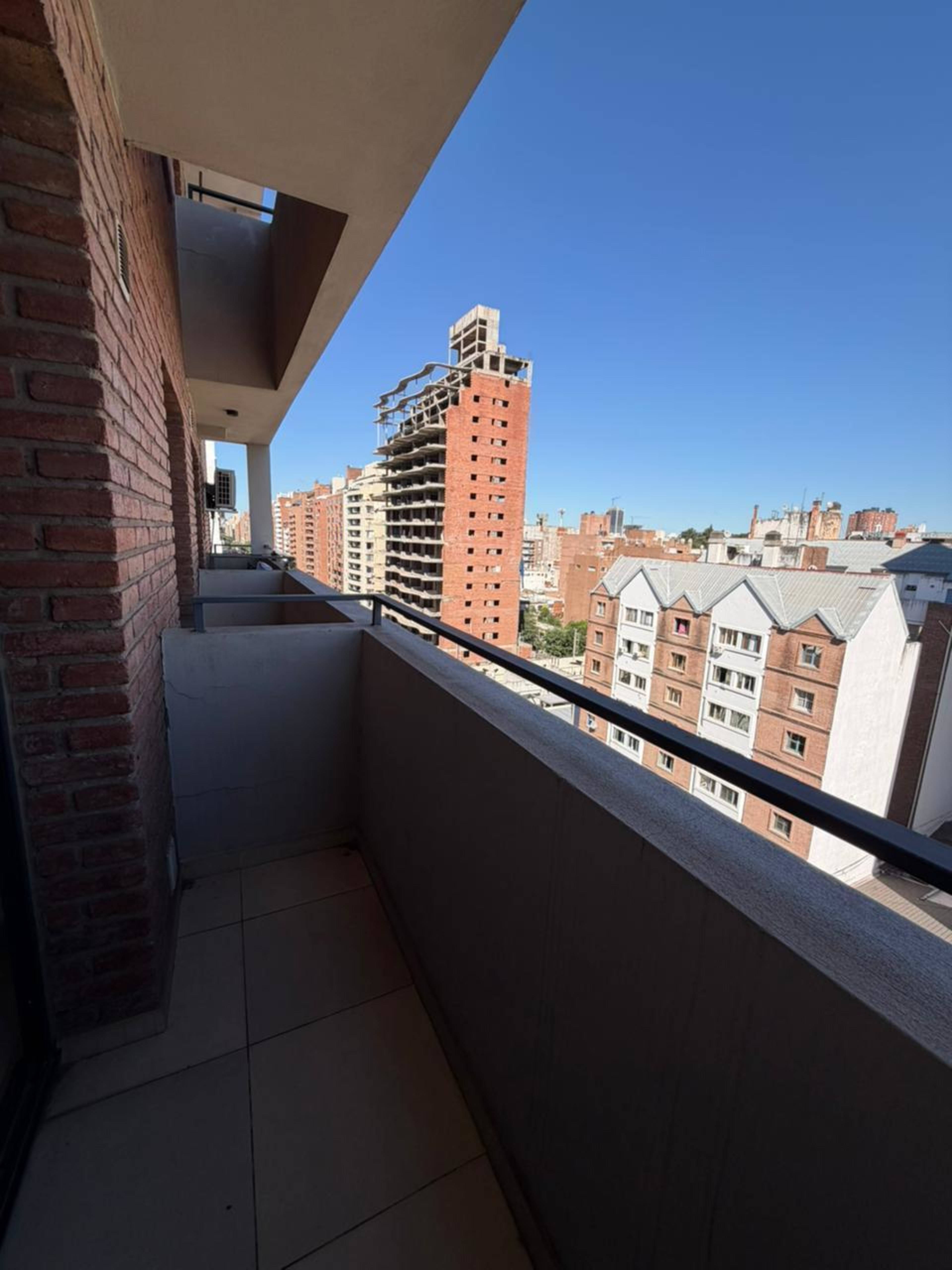 INVERSIÓN SEGURA EN ALBERDI - 1 DORM, BALCÓN, PISO 9, ALQUILADO HASTA 2027 - balcon