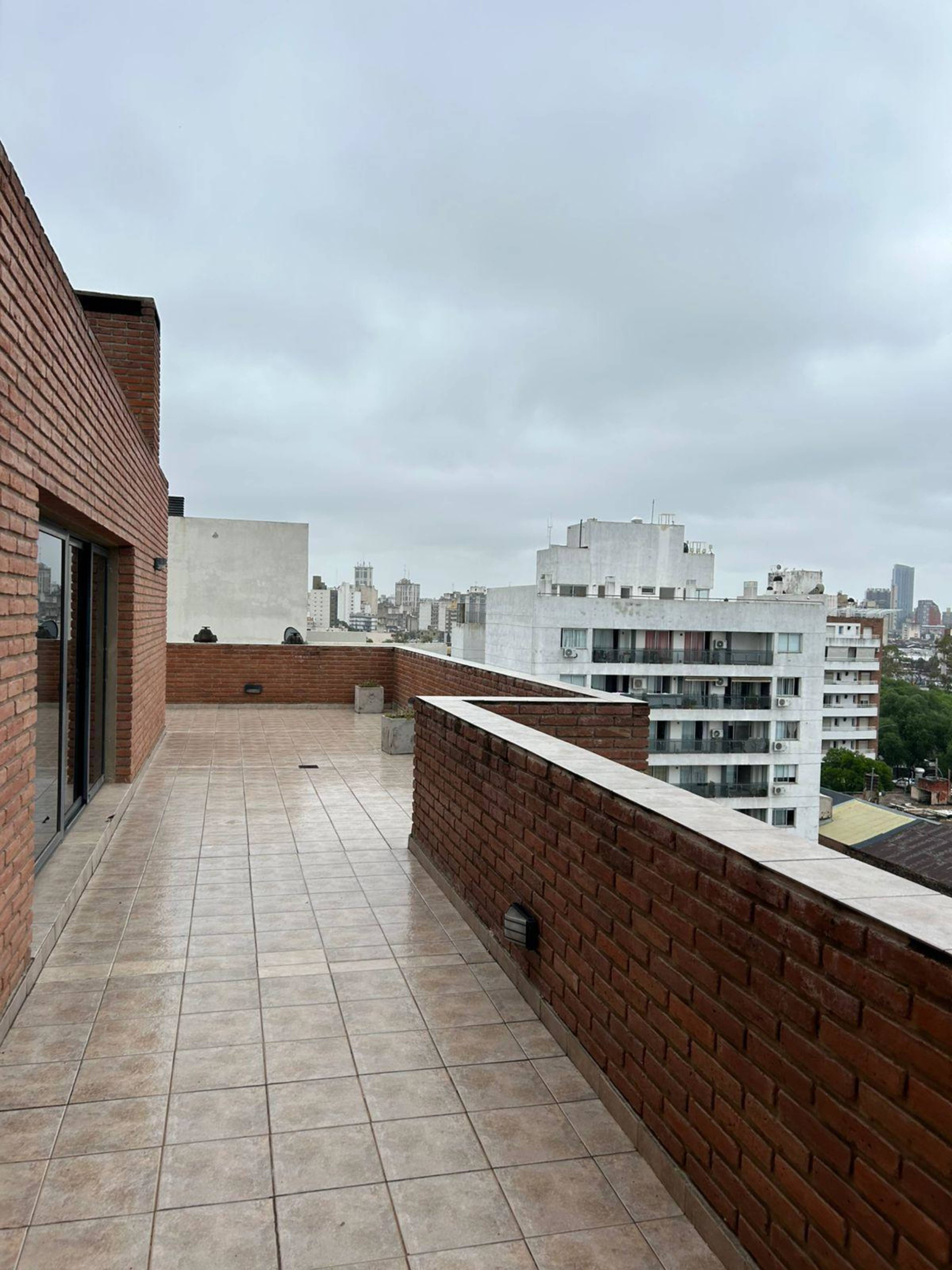 GENERAL PAZ DEPTO 1 DORM EN ALQUILER CON TERRAZA Y ASADOR - extra