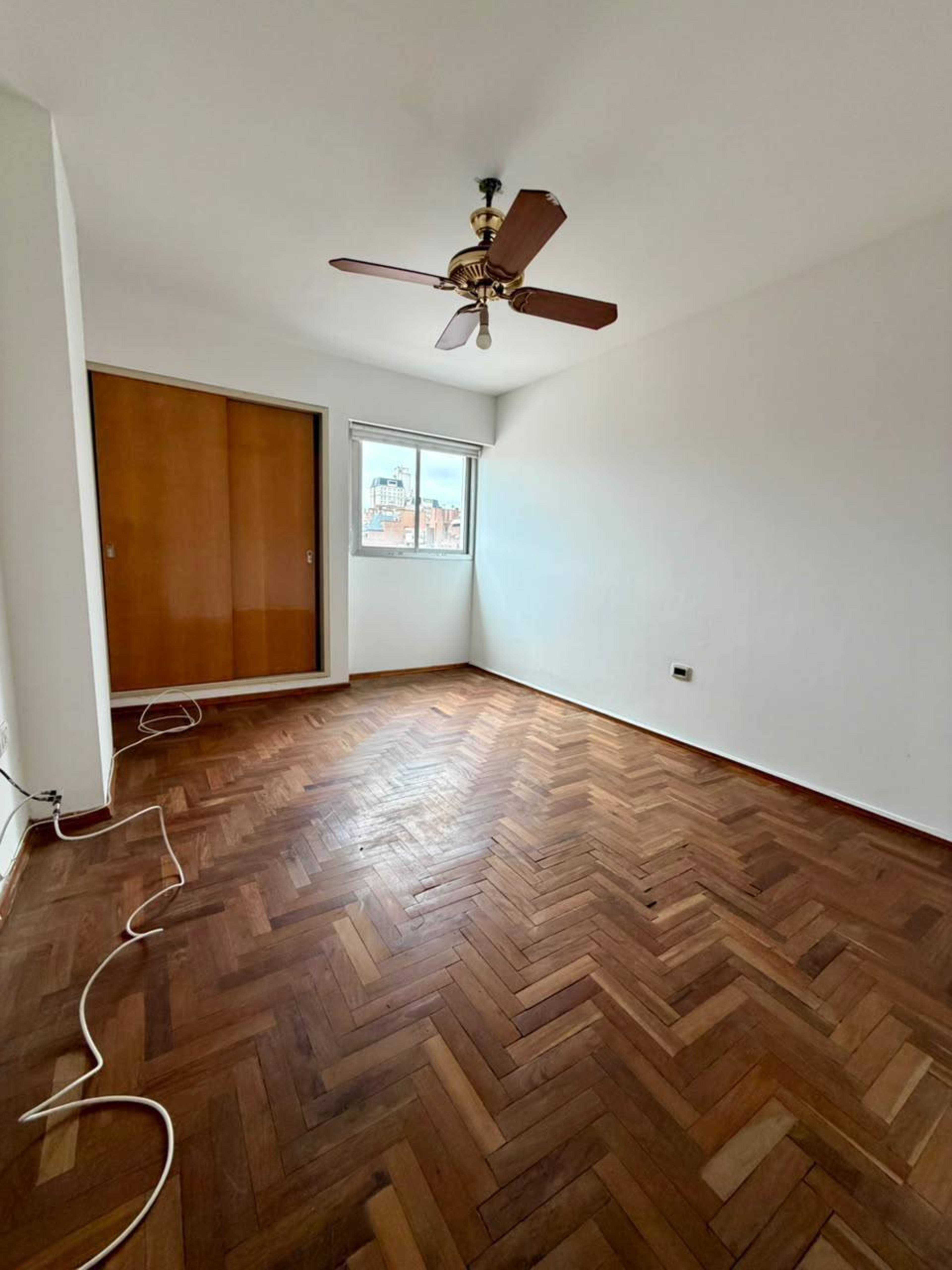 Depto Chacabuco 472 - habitacion