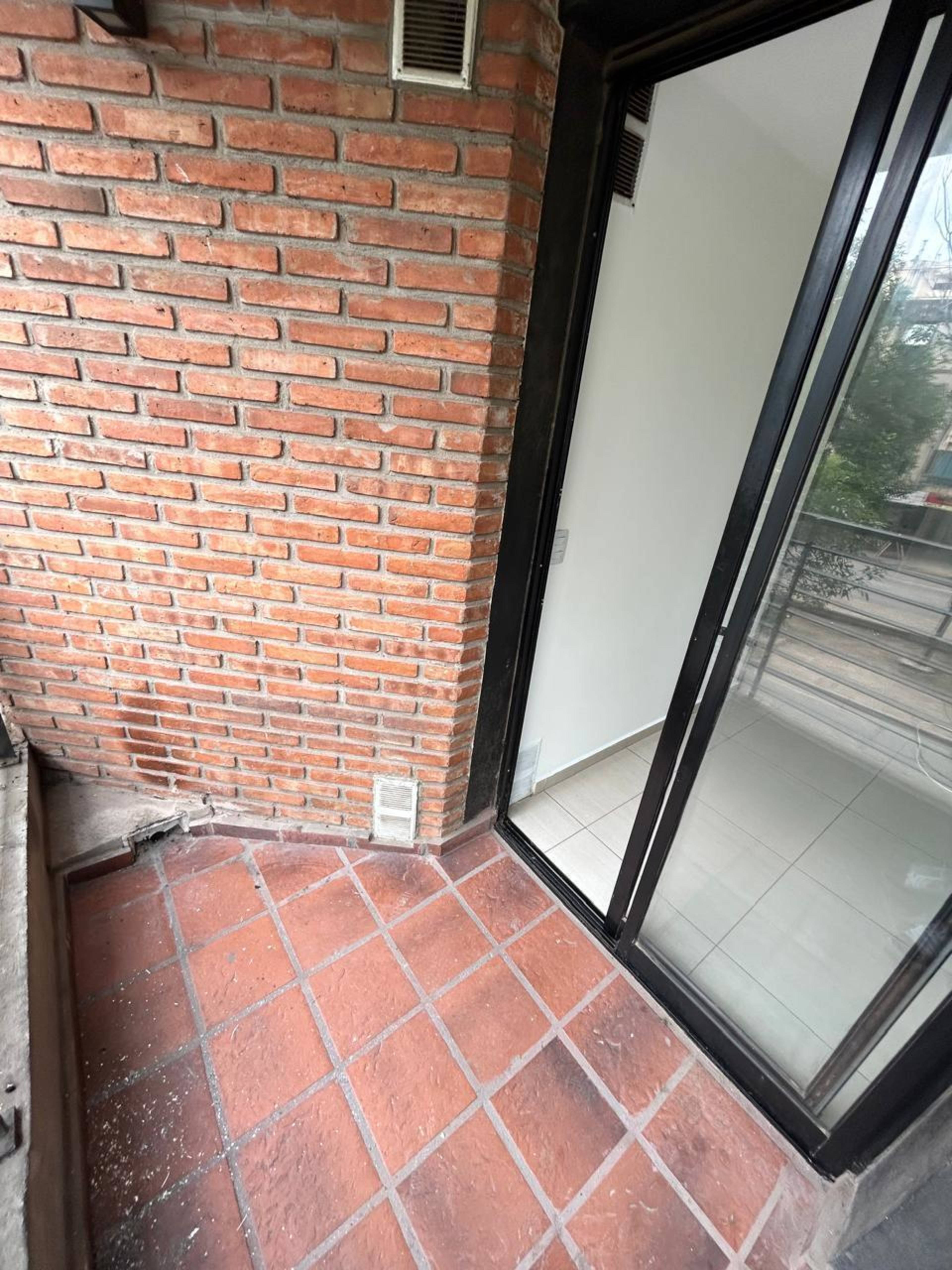 Depto Ambrosio Olmos 782 - extra