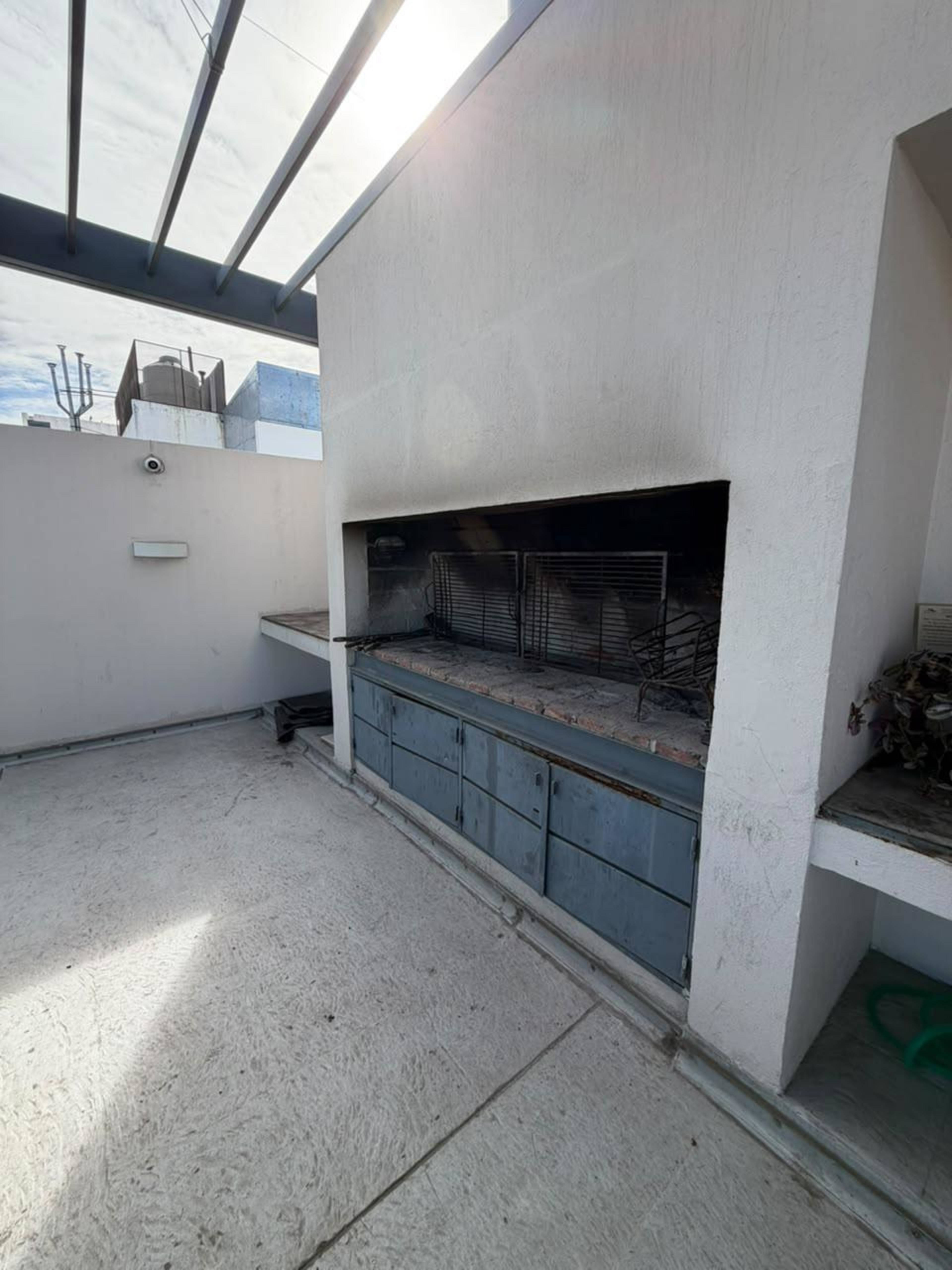 Depto Ovidio Lagos 354 - parrilla