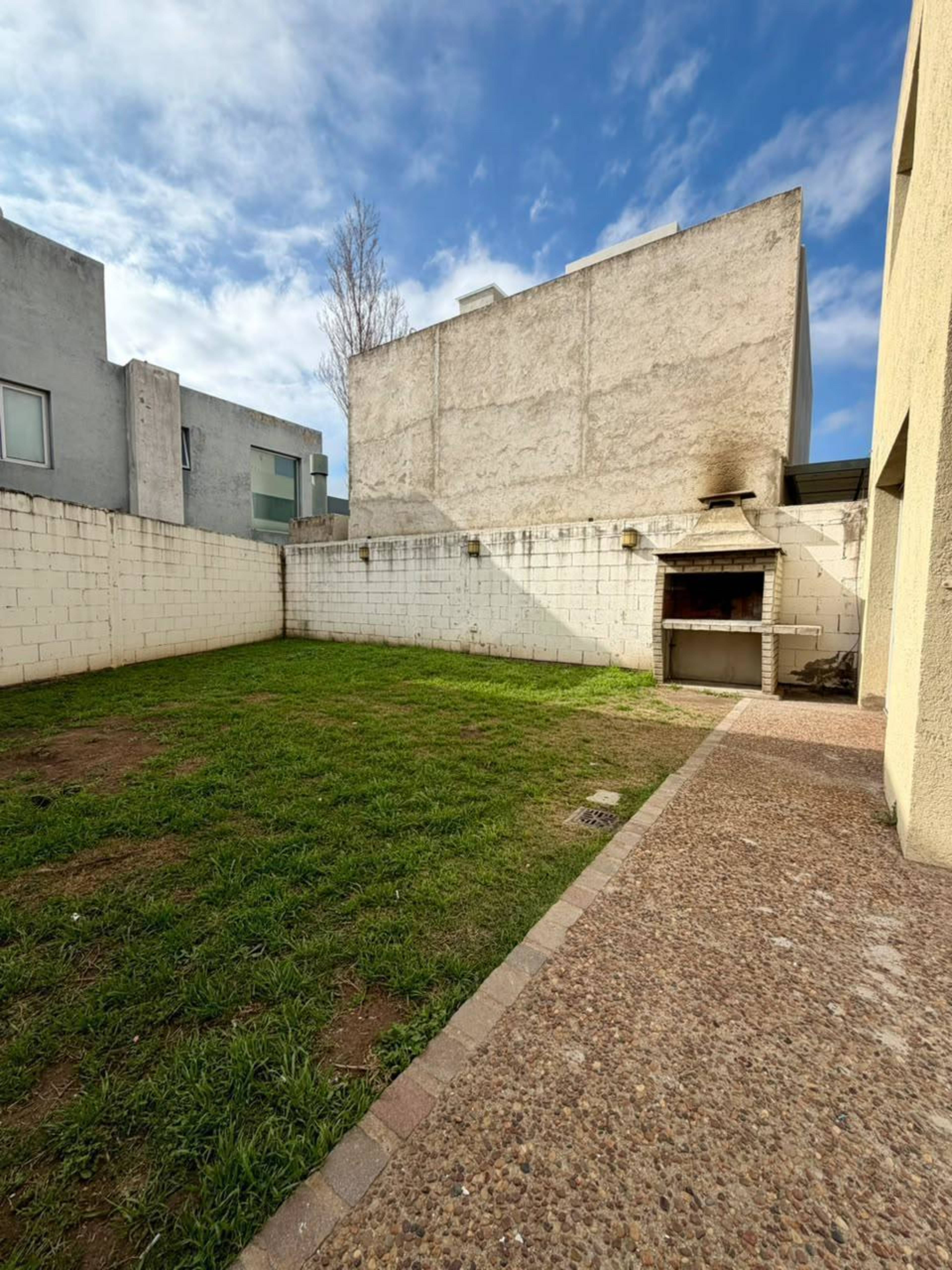 Dúplex Altos de Manantiales - parrilla