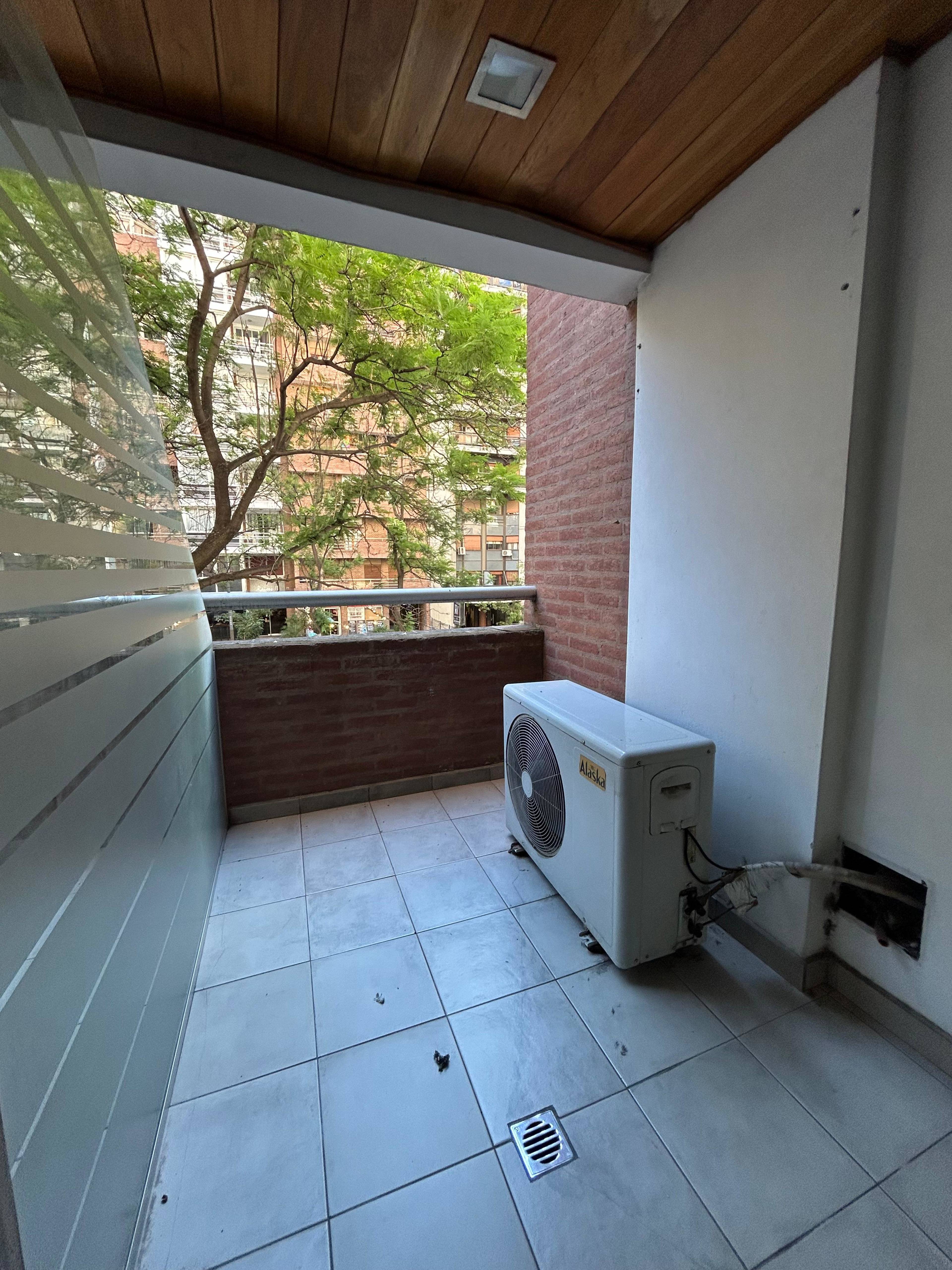 Depto Parana 635 - balcon