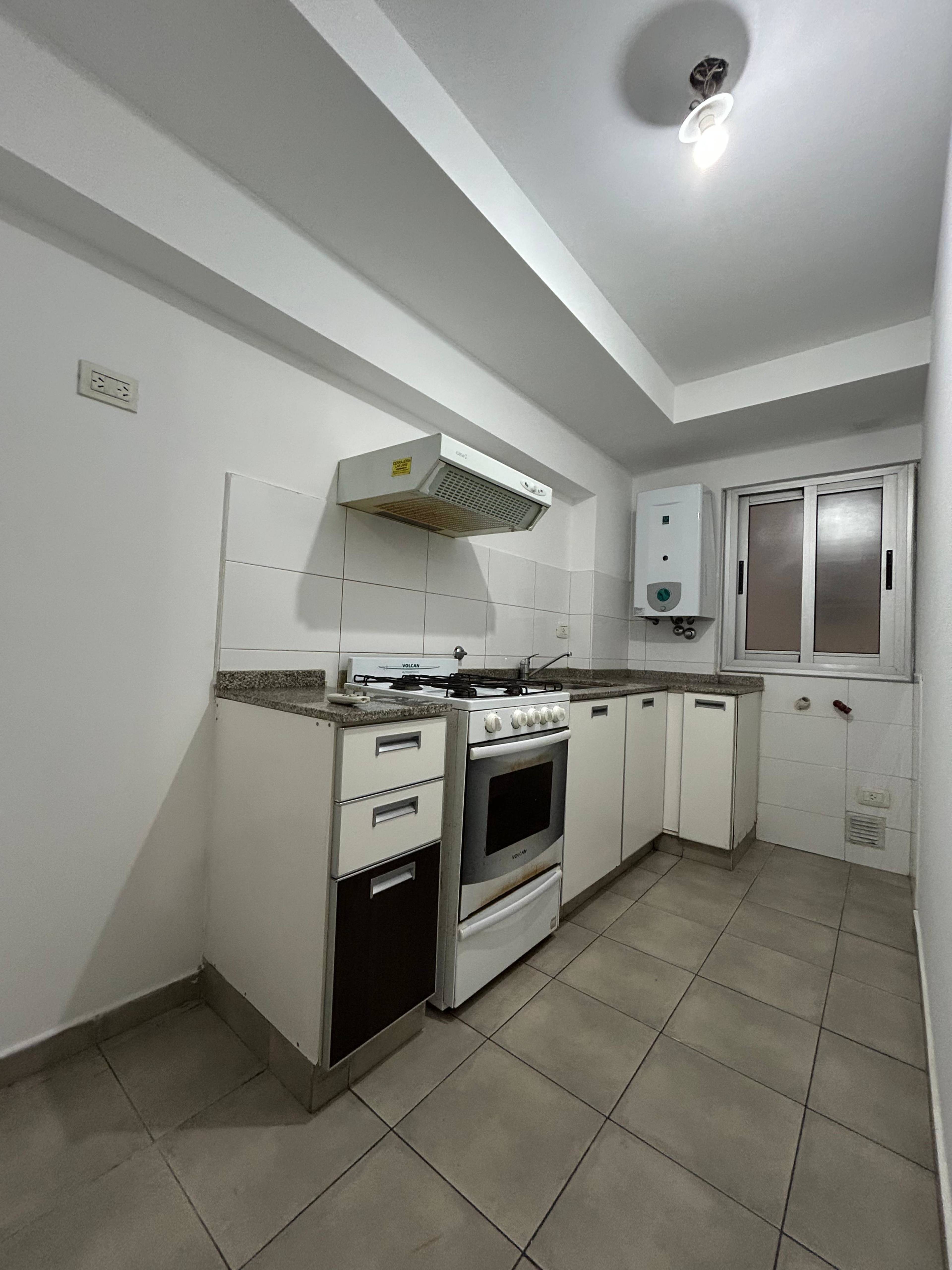 Depto Parana 635 - cocina