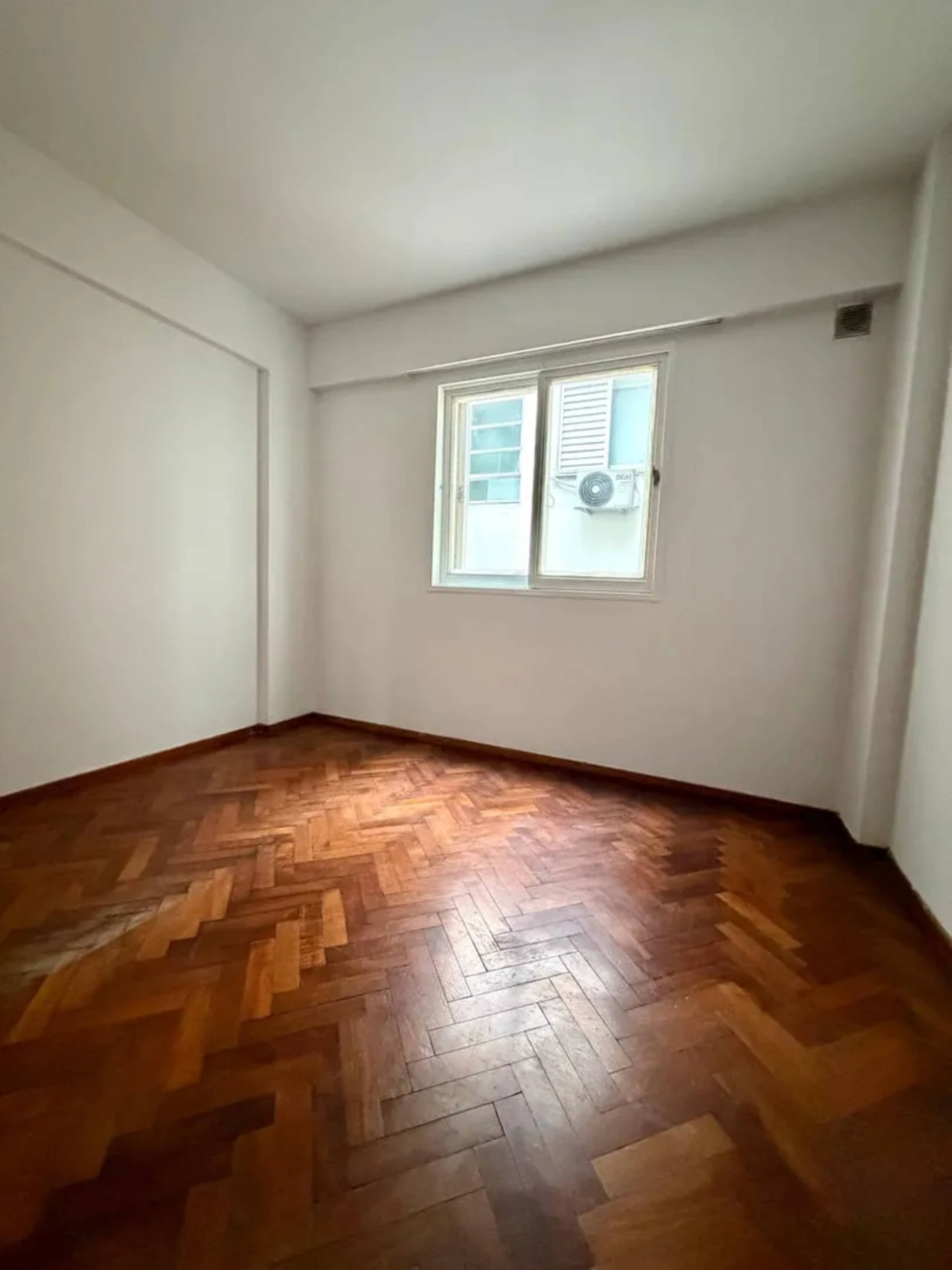 Depto Obispo Trejo 654 - extra