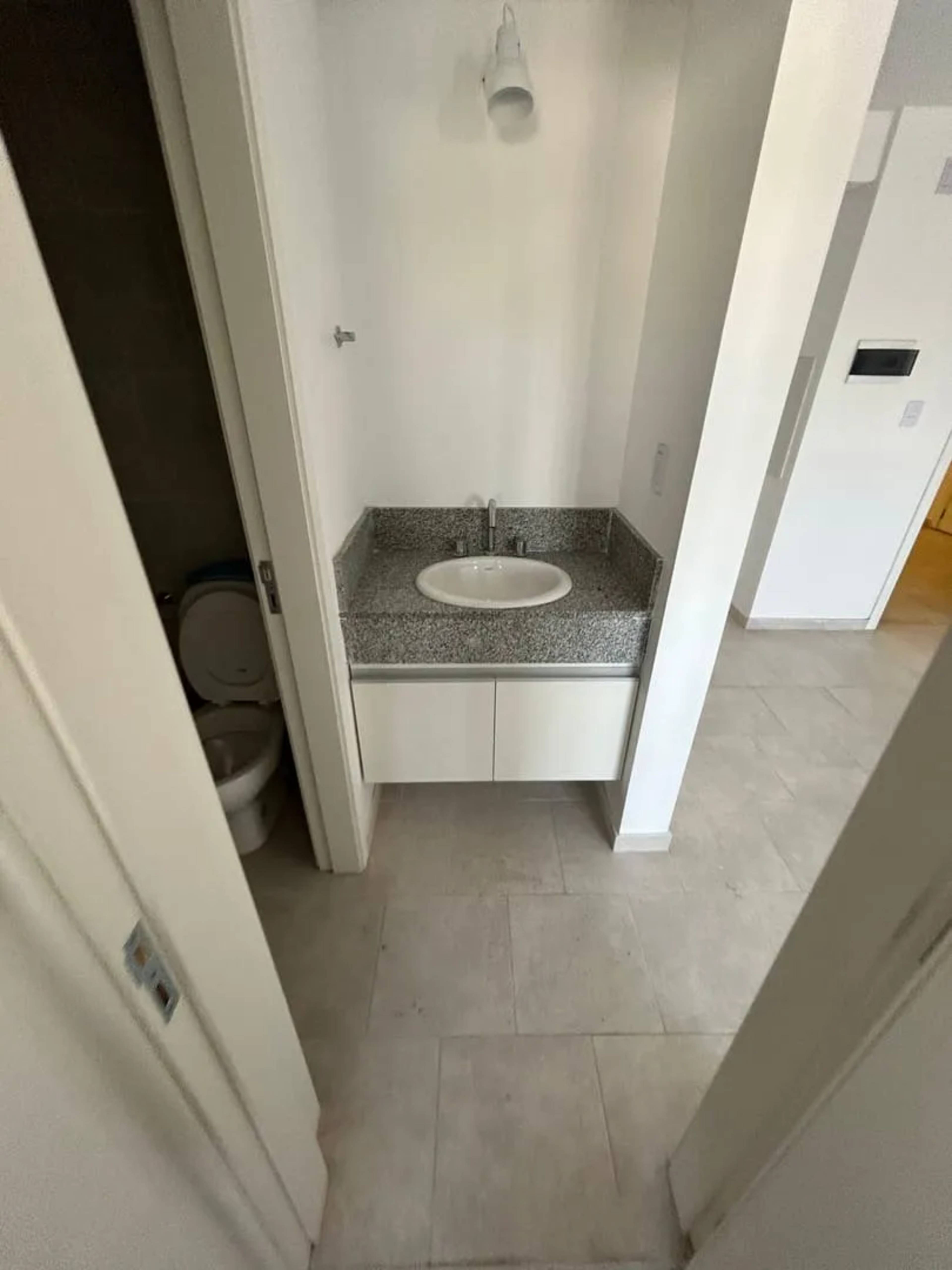 Depto Duarte Quirós 3206 piso 2 - extra