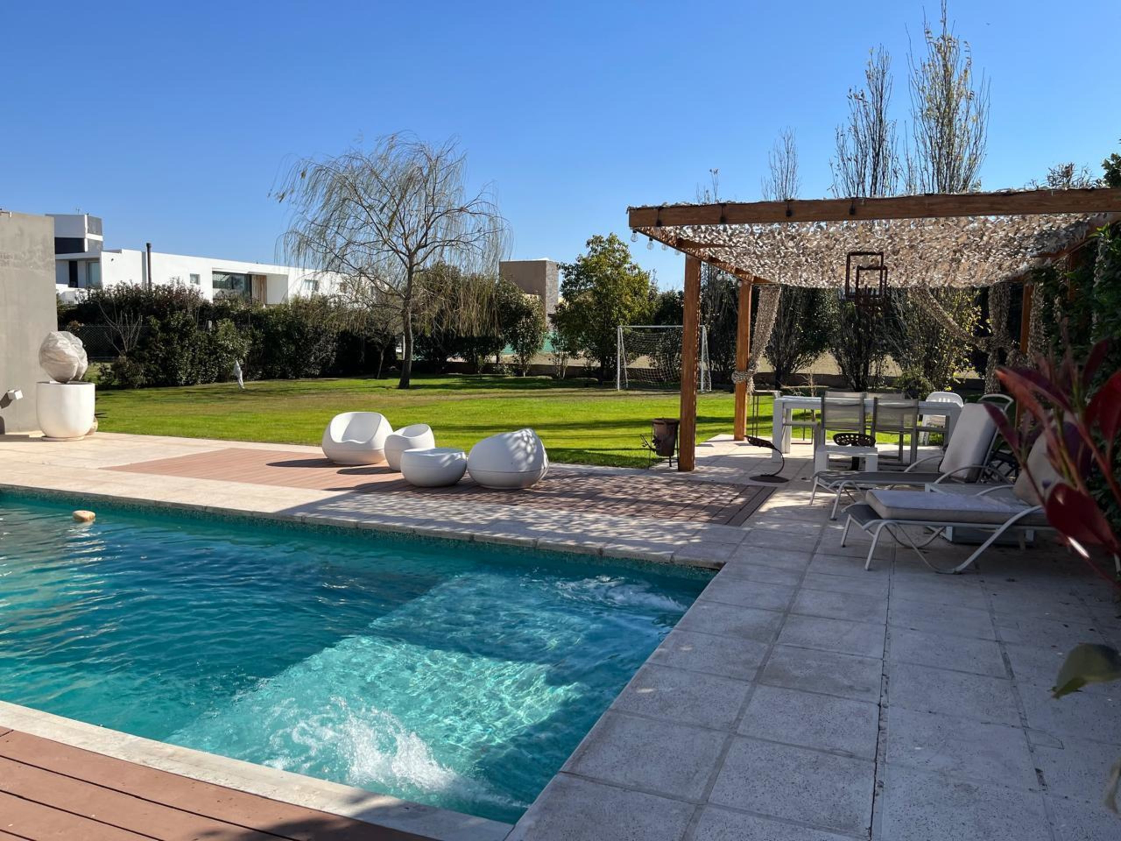 LA CASCADA COUNTRY GOLF - INCREÍBLE CASA EN VENTA