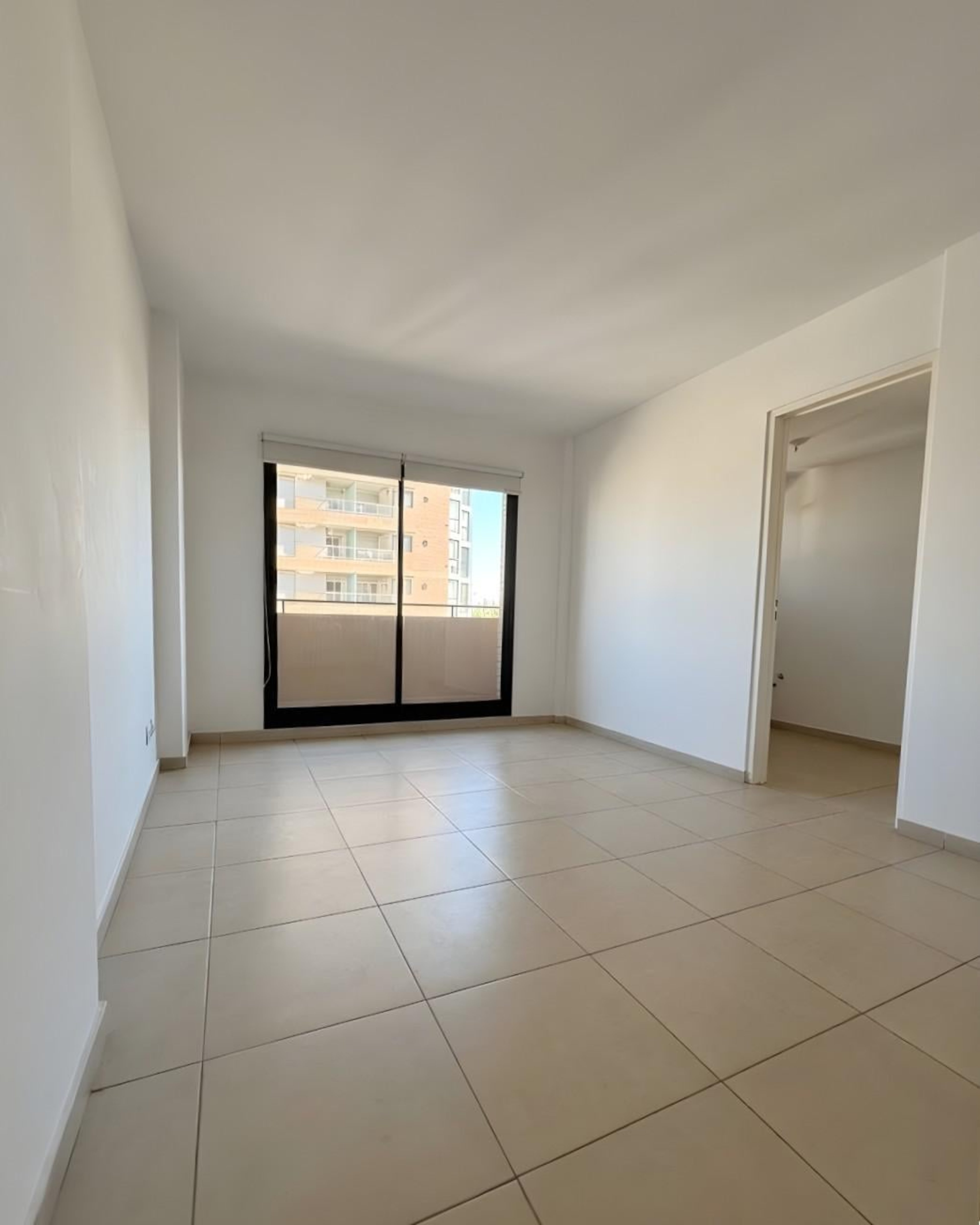 INVERSIÓN SEGURA EN ALBERDI - 1 DORM, BALCÓN, PISO 9, ALQUILADO HASTA 2027