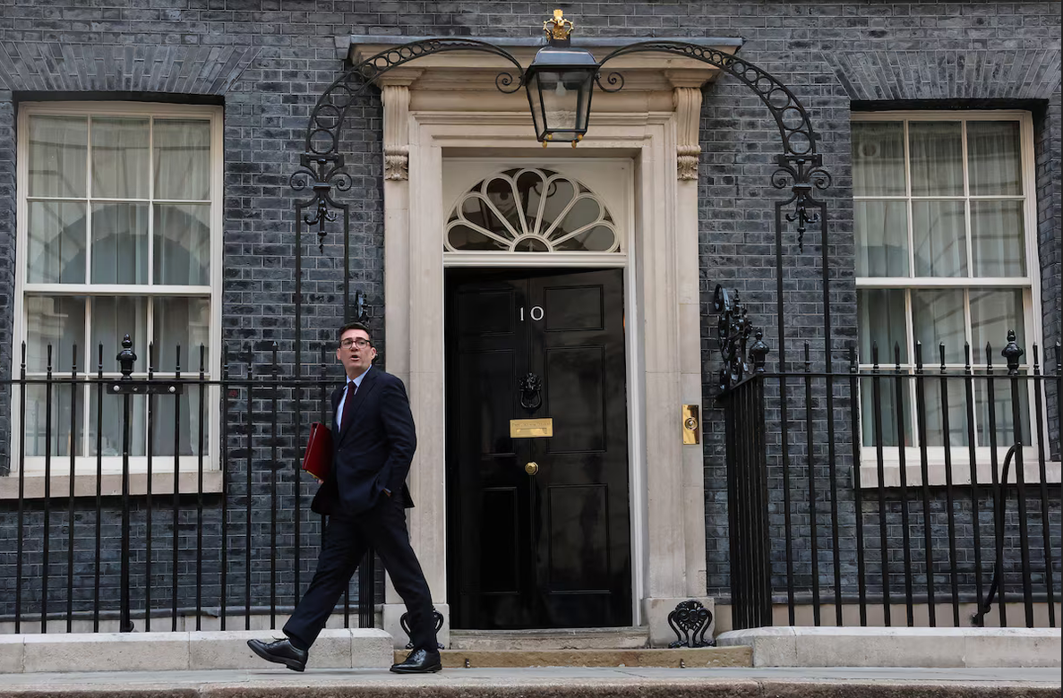 🇬🇧 UK PM Andy Burnham Expected to Meet Trump at UN Summit in New York