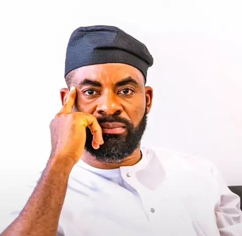 “If the Devil Wants to Punish a Man…” — Deji Adeyanju’s Comment About ‘Jobless Nigerian Babe With High Taste’ Sparks Reactions