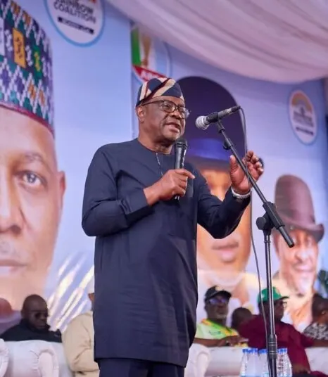 Wike Questions Amaechi’s Suitability for Vice Presidency, Raises Allegations Over Rivers Funds