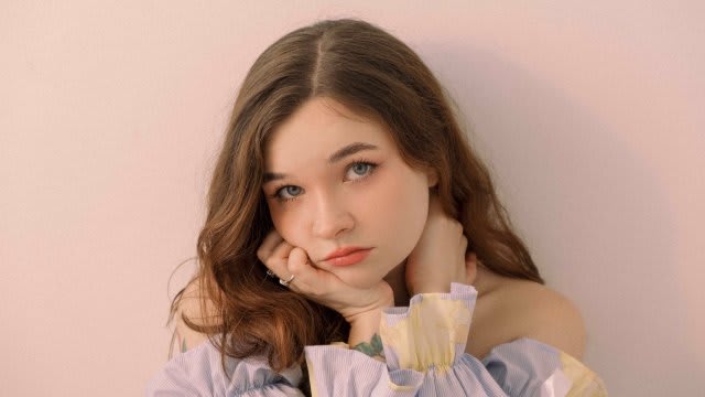 A Vy S Ney Snova? - alena shvets