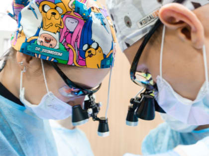 Команда Школы медицины ДВФУ вошла в десятку лучших по итогам студенческой олимпиады по хирургии