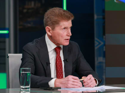 Губернатор Приморья Олег Кожемяко ответил на вопросы жителей региона