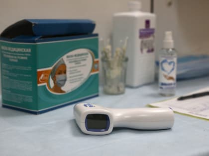 С начала недели более 300 приморцев заболели COVID-19