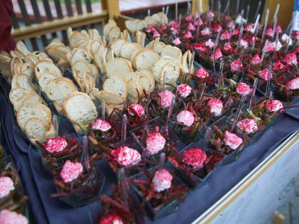 Почти 15 миллионов рублей получат НКО Приморья на туристические мероприятия