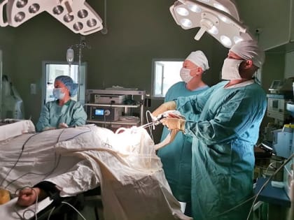 Уникальную операцию на щитовидной железе провели в России