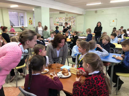 Елена Новицкая: владивостокская гимназия №1 соответствует лучшим образовательным стандартам