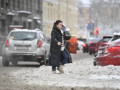 Снегопад, гололедица, туман: погоду в Приморье будет определять циклон 16 февраля