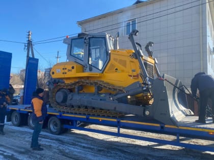 Техника для расчистки русел рек прибыла в Уссурийск