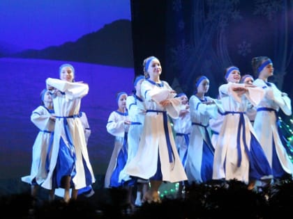 В Арсеньеве на сцене ДК «Прогресс» состоялся рождественский концерт
