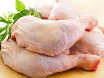 В России подешевело мясо кур