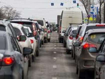 Россияне стали чаще пользоваться арендными авто из-за роста цен на бензин