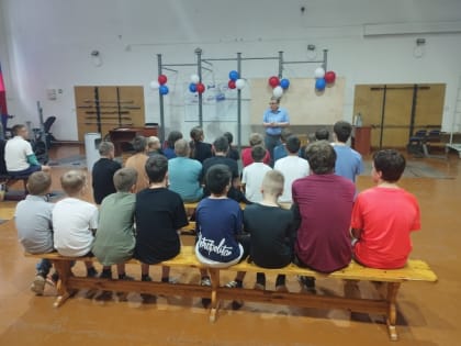 Сотрудниками курсов гражданской обороны МКУ УГОЧС  проведены очередные инструктивные занятия с детьми по правилам поведения в период летних каникул