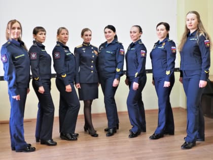 С наступающим праздником, защитницы Отечества!