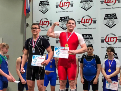 Тяжелоатлеты Дальнереченска приняли участие в Чемпионате Приморского  края по тяжелой атлетике во Владивостоке.