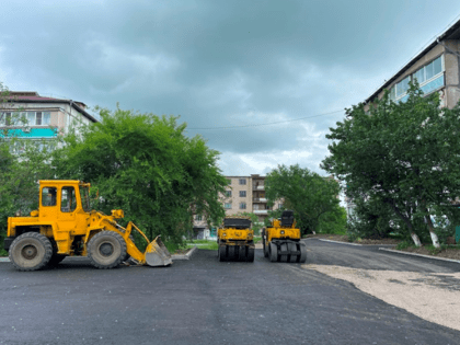 Депутат краевого парламента оценила ход строительных работ в селе Хороль