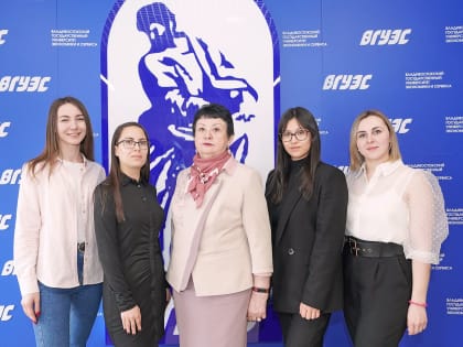 И физики, и лирики. Их удалось объединить в рамках одной научной школы ВВГУ