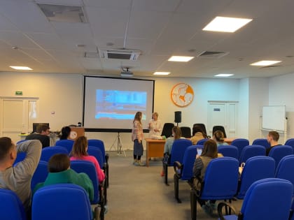 А мы сегодня провели встречу с нашими будущими мамами и папами.