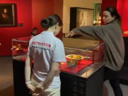 Волонтеры-медики провели мастер-класс для сотрудников Музея-заповедника им. В.К. Арсеньева