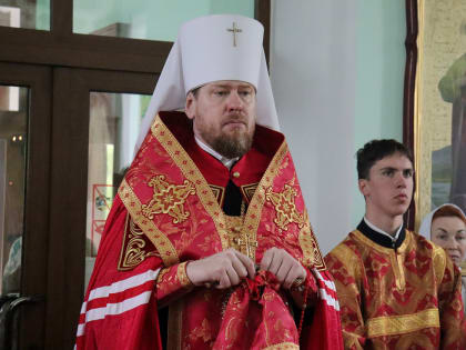 В канун престольного праздника глава Приморской митрополии совершил всенощное бдение в Никольском храме Уссурийска