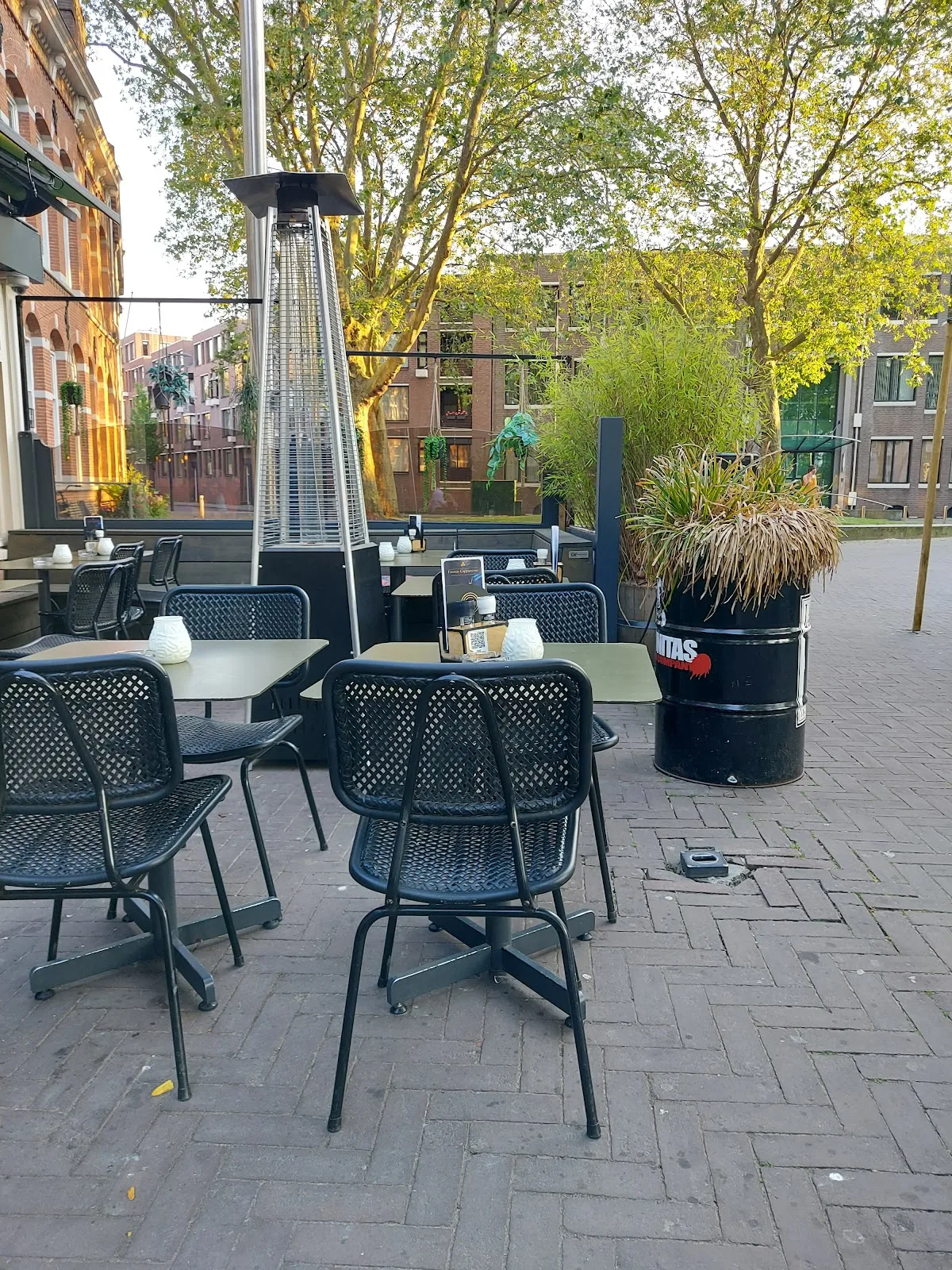 Een foto van het terras