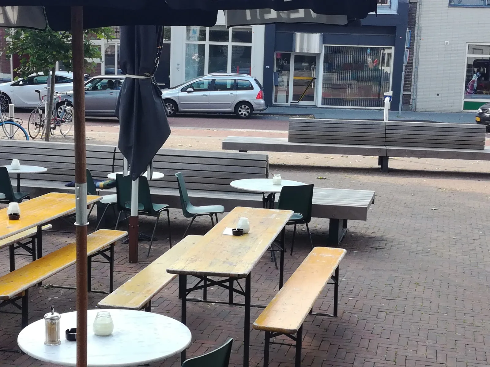 Een foto van het terras