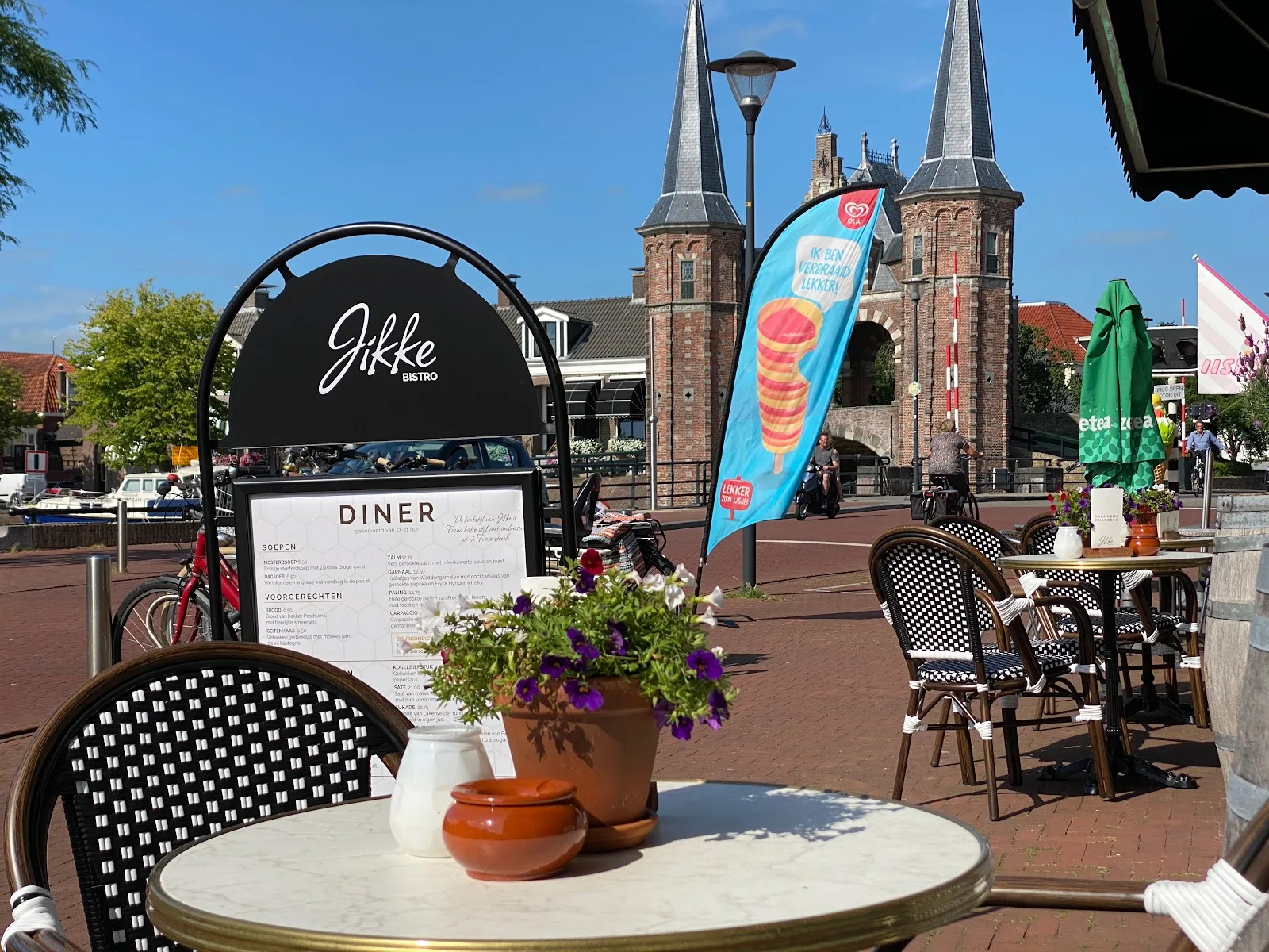 Een foto van het terras