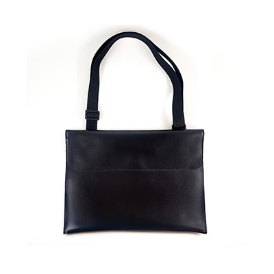 Pasta IBM preta com acabamento sofisticado, usada como brinde executivo corporativo.