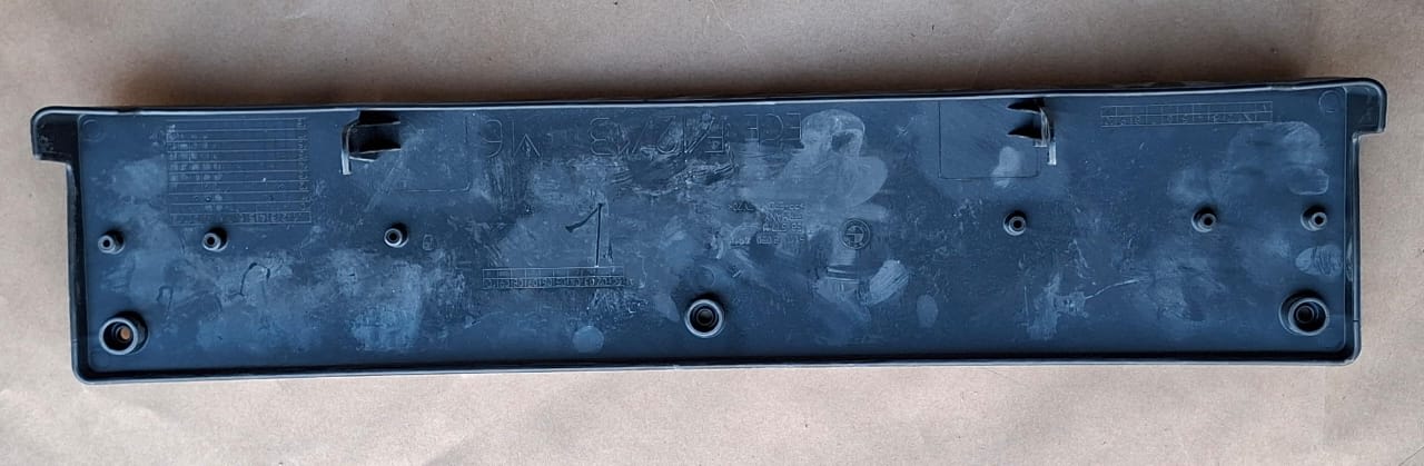2013 BMW M6 F12 Front Bumper Number Plate Holder