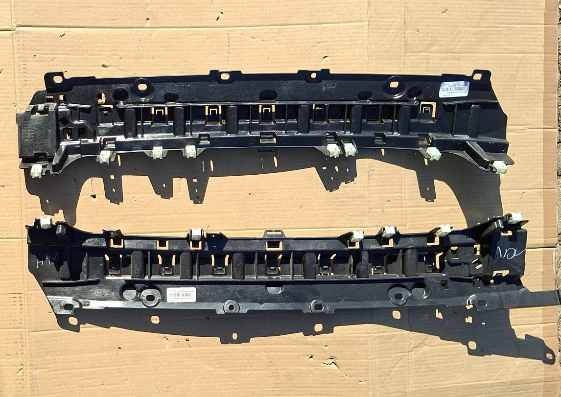 2022 BMW X3 G01 Rear Bottom Bumper Reinforce Adapter