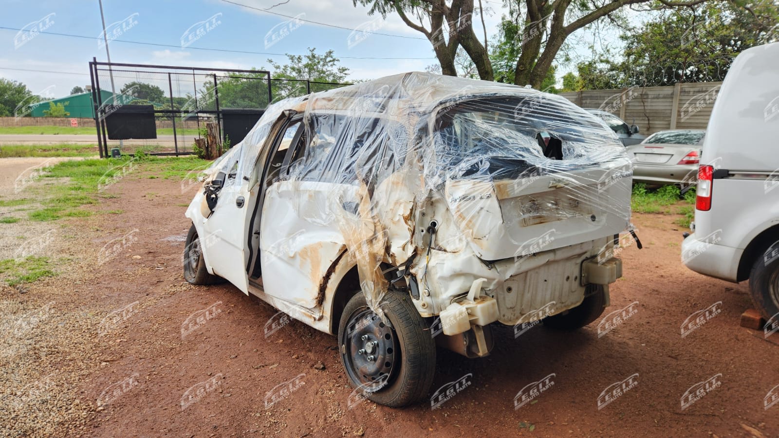 2009 Chevrolet Aveo LS 1.6L Petrol stripping for spares