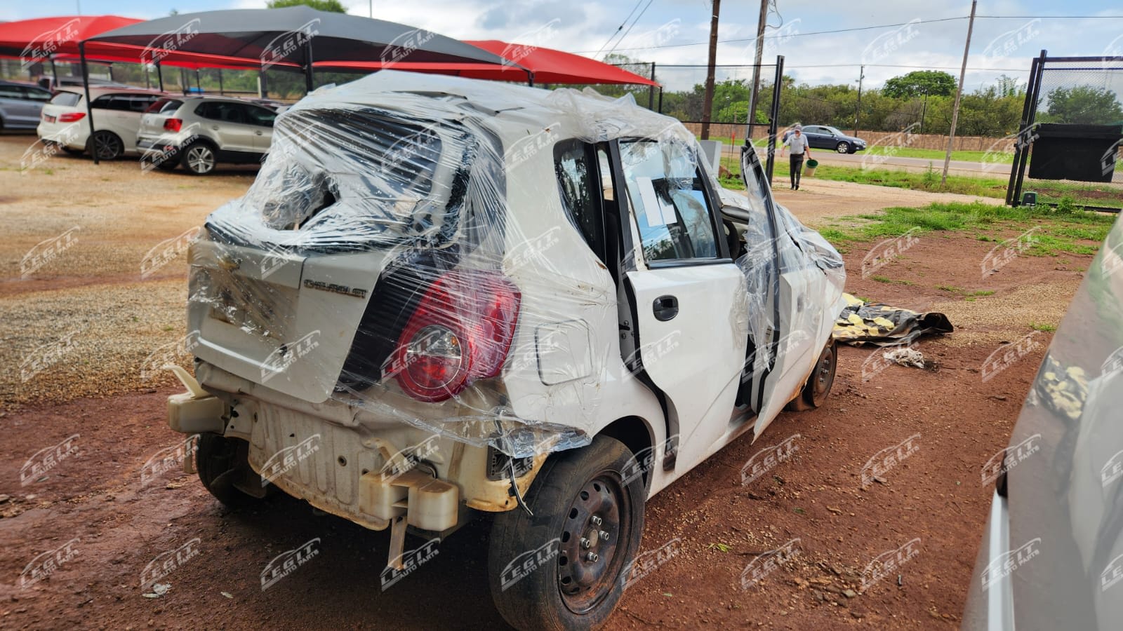 2009 Chevrolet Aveo LS 1.6L Petrol stripping for spares
