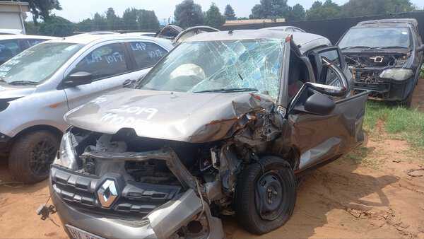 Renault Kwid 2019 model stripping for spares and parts