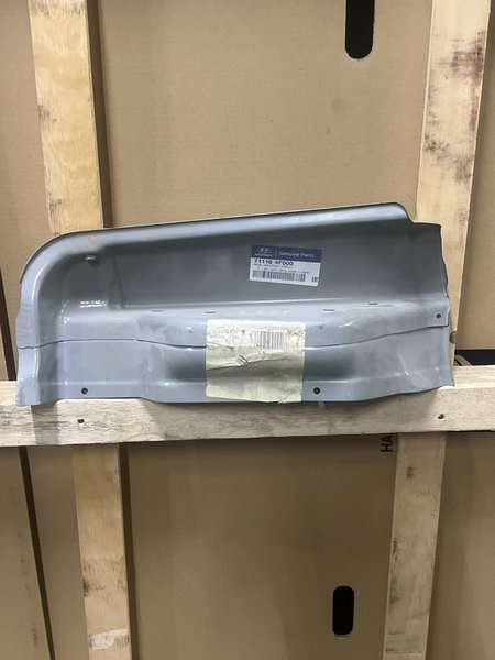 Hyundai H100 PANEL ASSY FRONT STEP LH