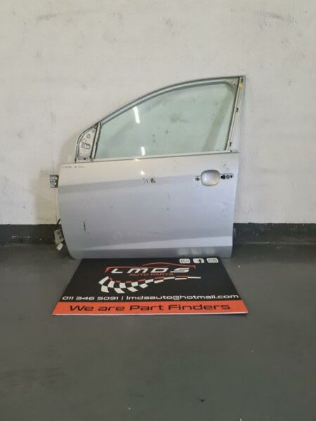 Ford Figo left front doors