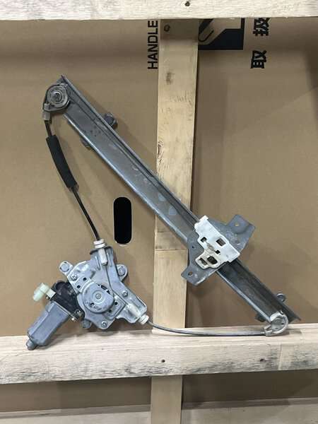 Hyundai Getz LH door mechanism for Hyundai Getz