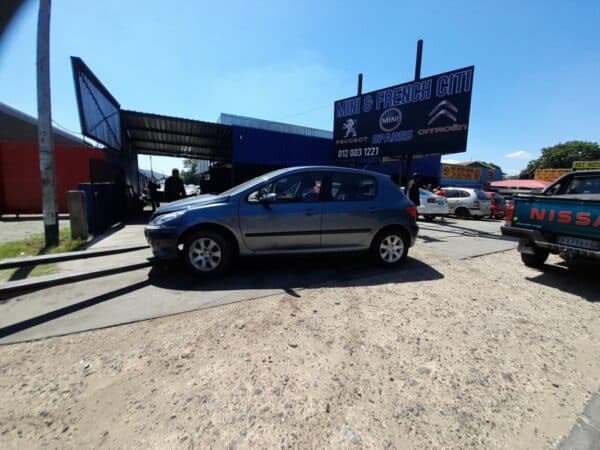 PEUGEOT 307 2008 stripping for spares and parts