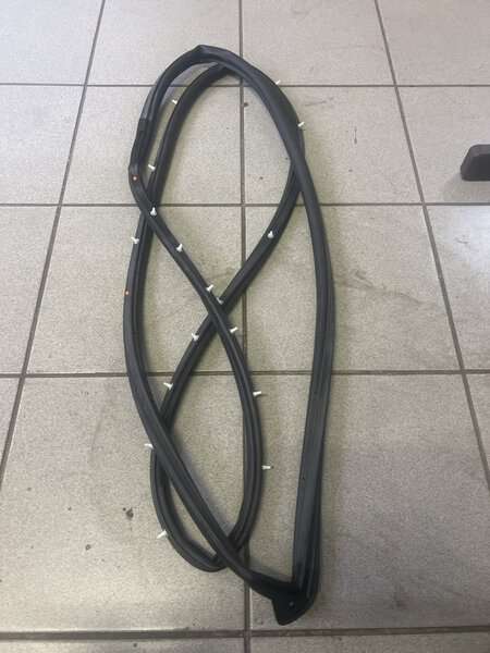 Hyundai h100 w/strip assy fr dr side LH for Hyundai H100