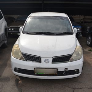 Nissan TIIDA 1.6 Acenta